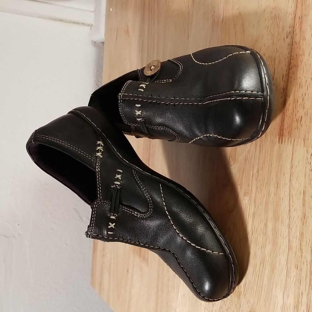 Clark's Bendables "Sixty Delta" leather slip on shoes